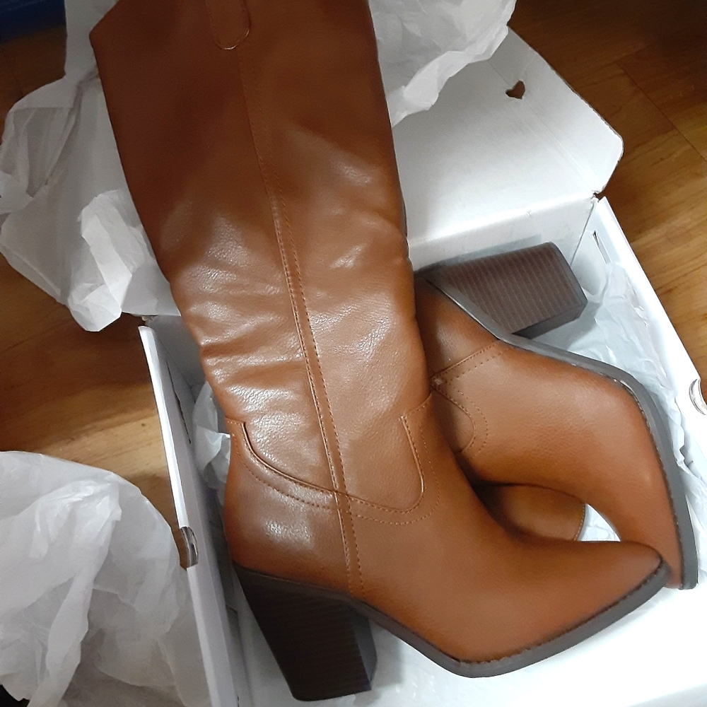 Mari A 7.5 Boots